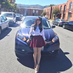 Meet your Posher, Vicky